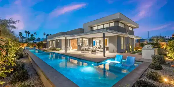 6 Garnet Court