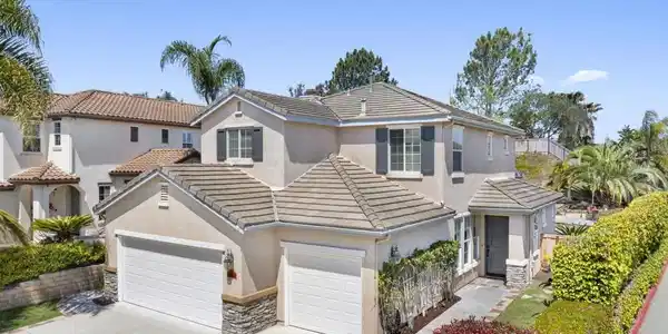 1266 Mariposa Rd