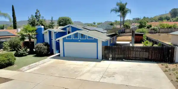1932 Paradise St