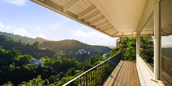3581 Avenida Del Sol