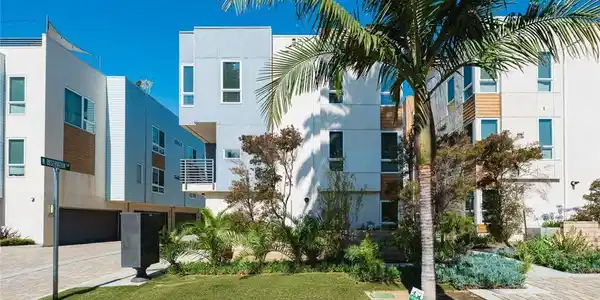 5627 W Observation Lane
