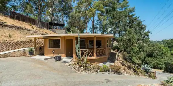 9600 Green Verdugo Drive