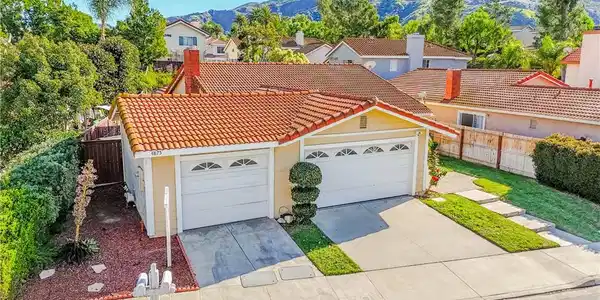 4875 Golden Ridge Dr
