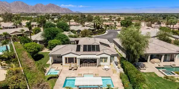 60233 Katie Circle