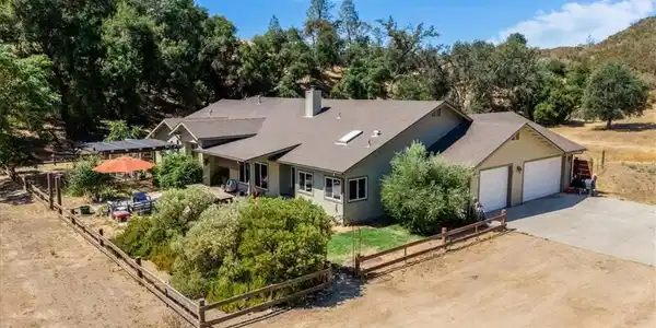1575 Parkhill Road