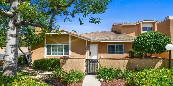 7238 Hermosa Ave.