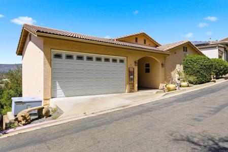 15615 Vista Vicente Drive