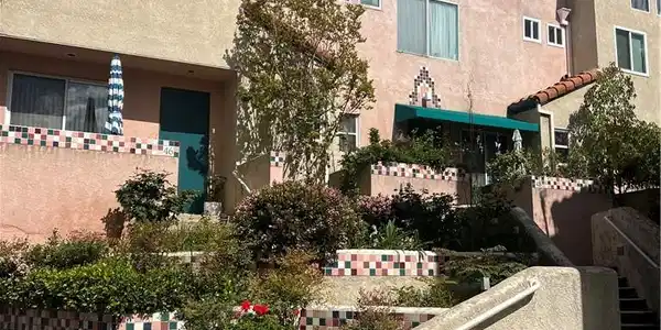 13901 Olive View Lane