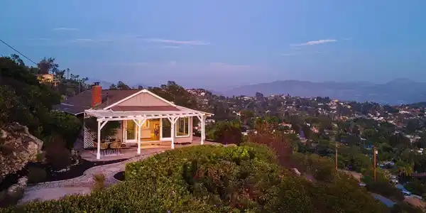 4311 Alta Mira Dr.
