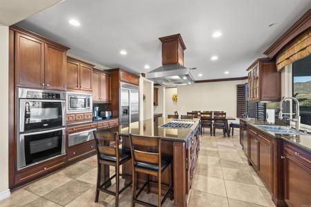 739 AGUA VISTA DR