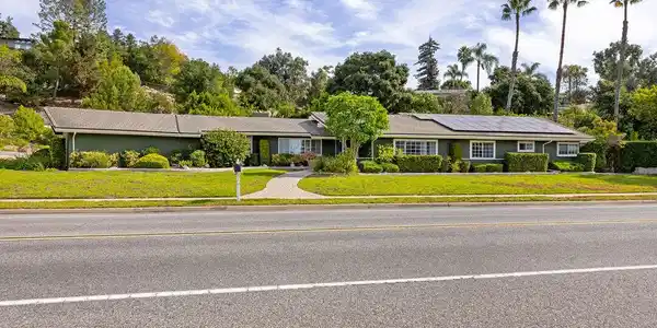 1162 Calle Yucca