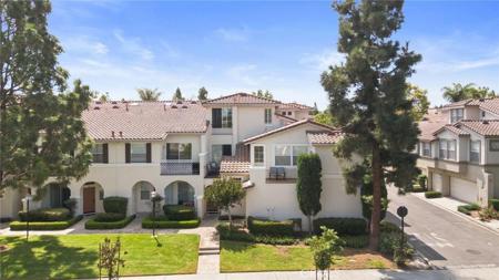 811 Larkridge