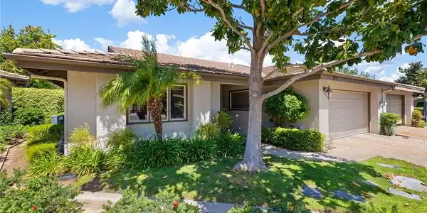 38335 Oaktree