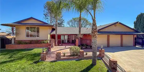 3048 Acuna Drive