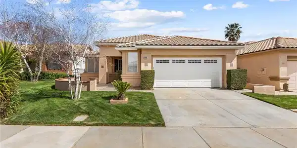 1318 S Bay Hill