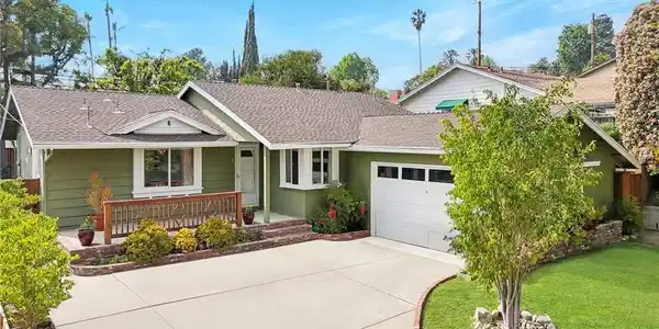 10825 Sevenhills Drive