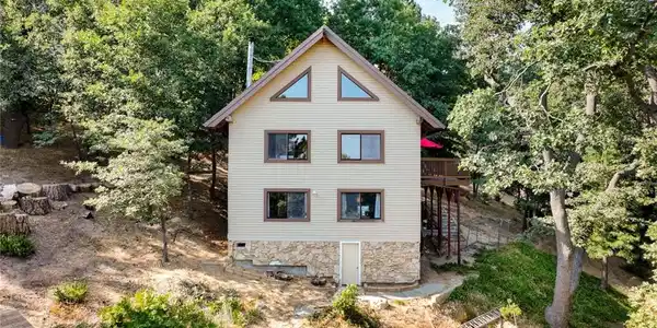 20 Oak Leaf Lane
