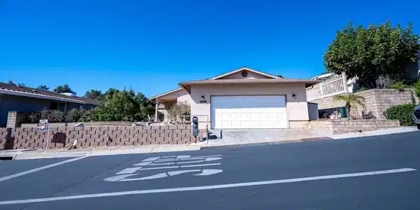 1829 Nova Glen