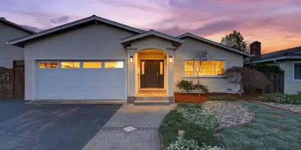 1065 Huntingdon Drive
