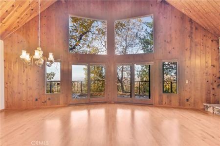 28992 Banff Dr