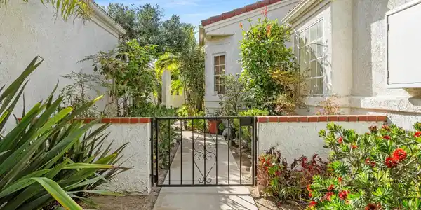 2127 Bermuda Dunes Place