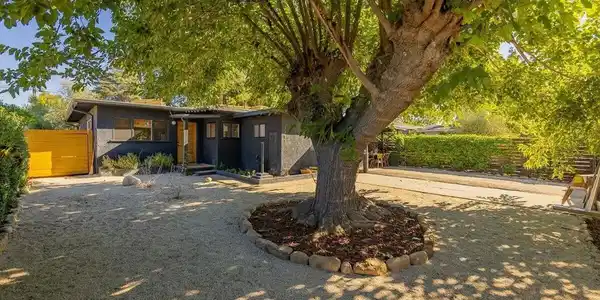 1157 Woodland Avenue