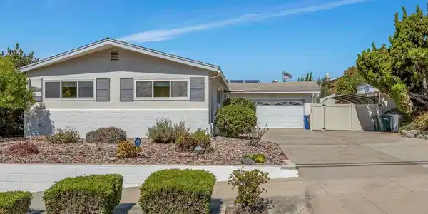 7880 El Paso St