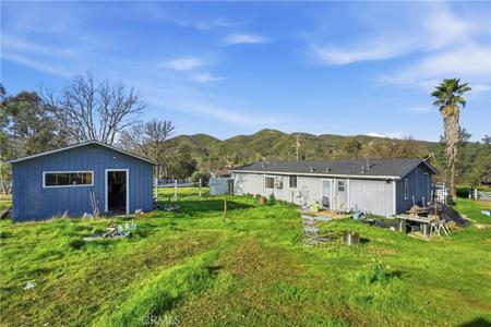 16553 Comanche Trail