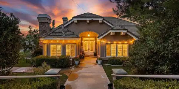 2525 Prospect Drive
