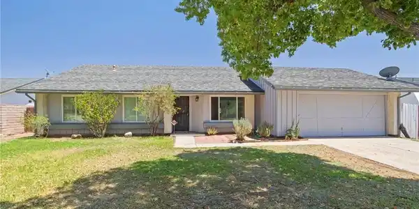 1922 S Cordova Avenue