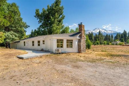 1212 N Old Stage Road