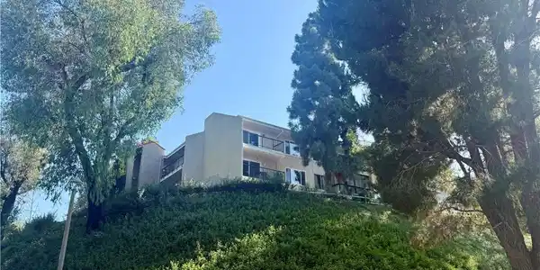 3486 Bahia Blanca W