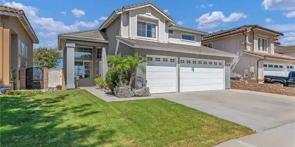 17289 Eastview Drive