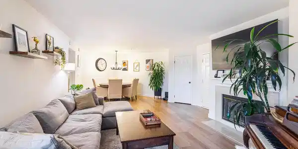 5744 Oak Bend Lane