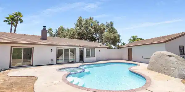 2008 Arboles Pl