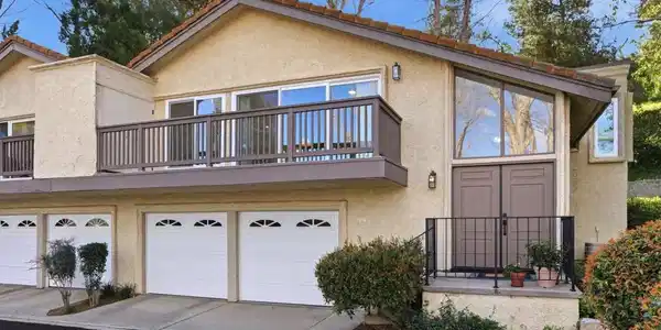 59 Mimosa Court
