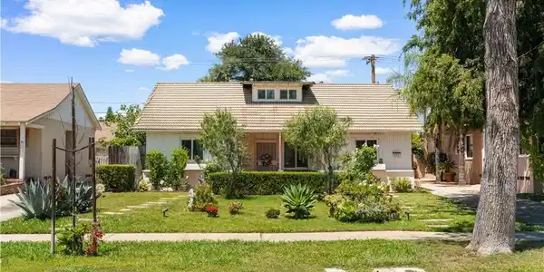 651 E Granada Court