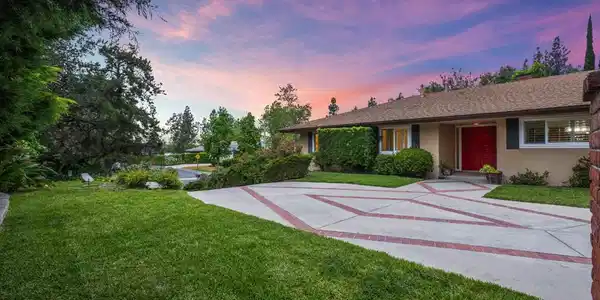 5766 Briartree Drive