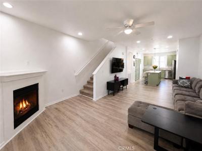 1572 Hackberry
