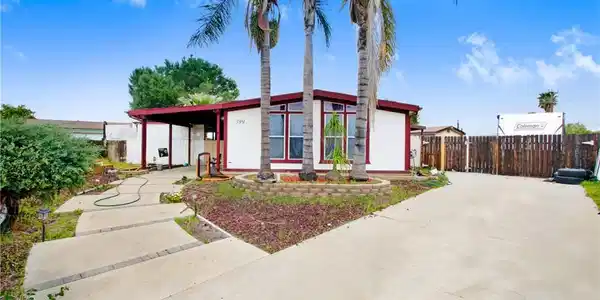 399 Coral Hills