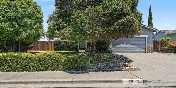 1126 Mission Dr