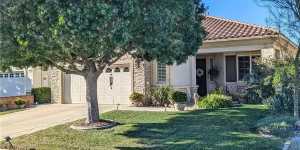 1090 Northview