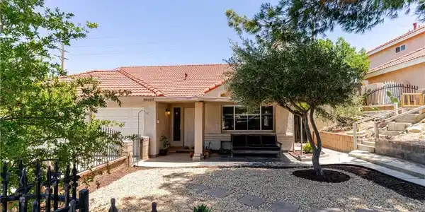 38522 Desert Flower Drive
