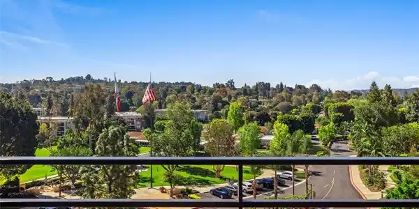 24055 #602 Paseo Del Lago W SE