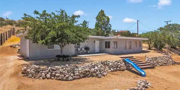 25623 Santa Rosa