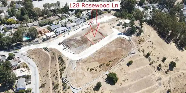 128 Rosewood Lane