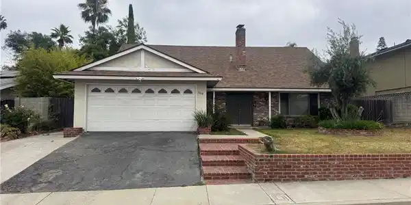 1160 N Del Sol