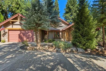 95 Manor Dr