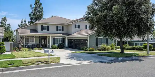5613 Carmello Court