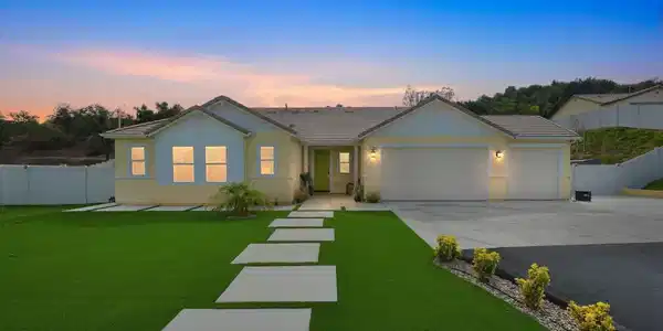 27983 Evergreen Way